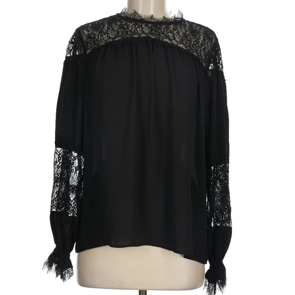 NWT WHITE HOUSE BLACK MARKET Black Long Sleeve Lace Detail Blouse Size Medium - Picture 3 of 5